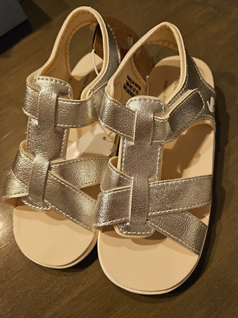 See Kai Run Girls Metallic Silver Leather Sandals - NWT